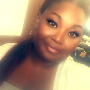 Meet your Posher, Anjae